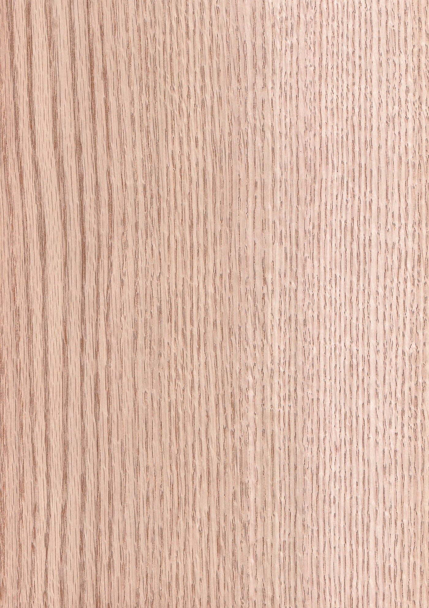 Detalle de veta de roble rojo neutralizada con Pink Blocker 2C